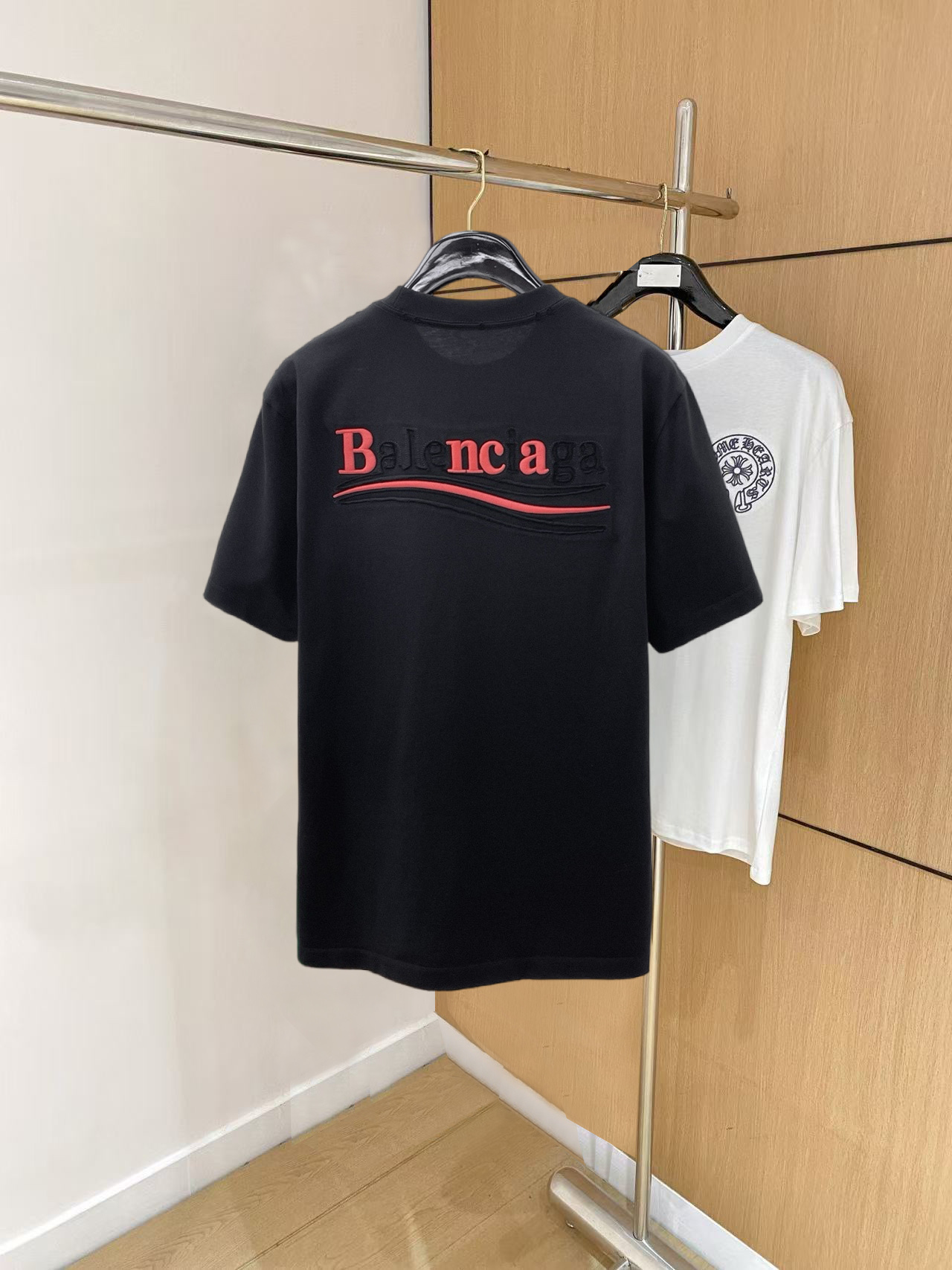 short sleeves